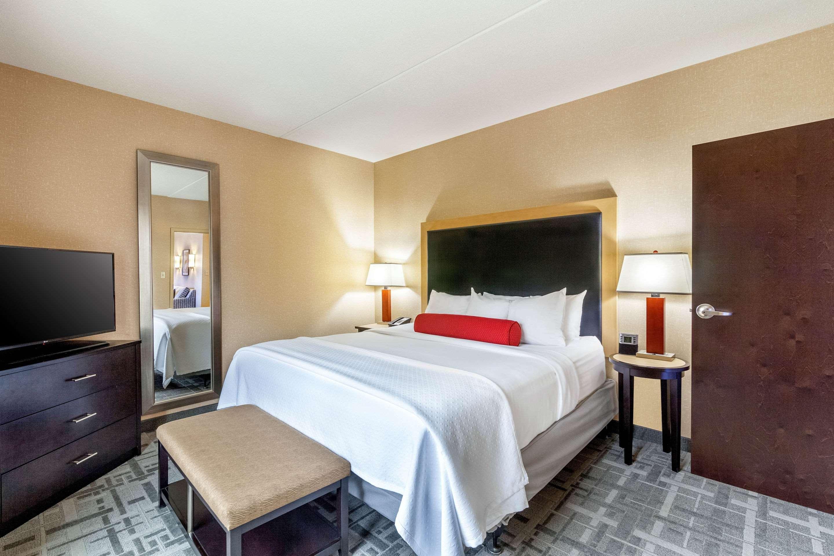 Cambria - Downtown 4*