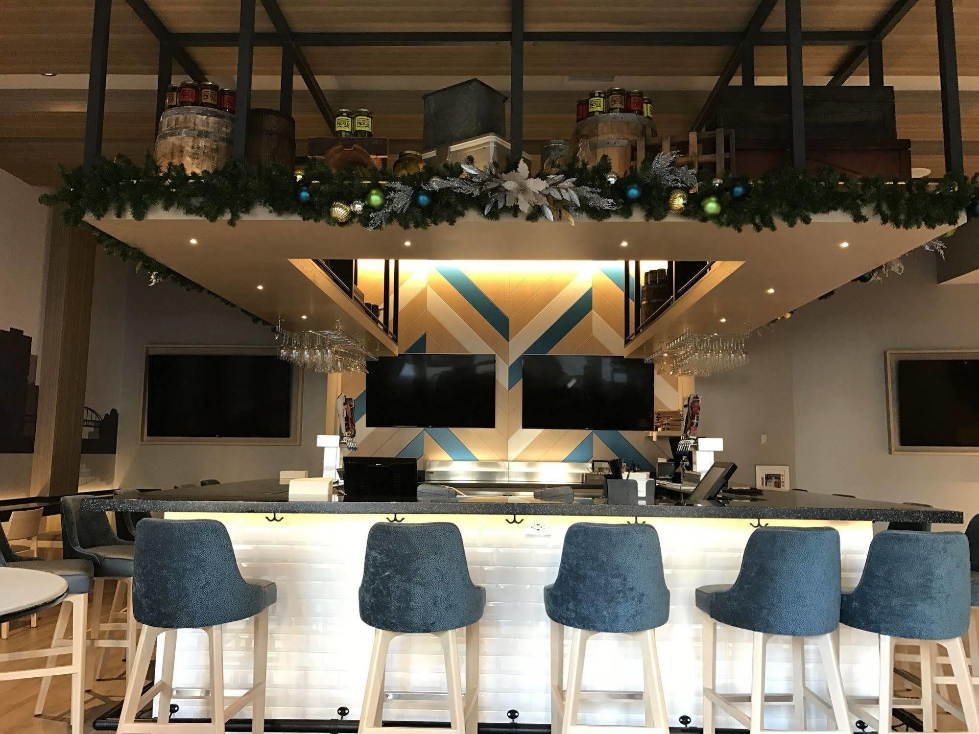 Hotel Cambria - Downtown
